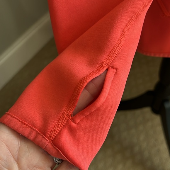 Nike Dri Fit Pullover Hoodie - Picture 5 of 9